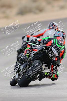 media/Dec-17-2022-SoCal Trackdays (Sat) [[224abd9271]]/Turn 10 Backside (120pm)/